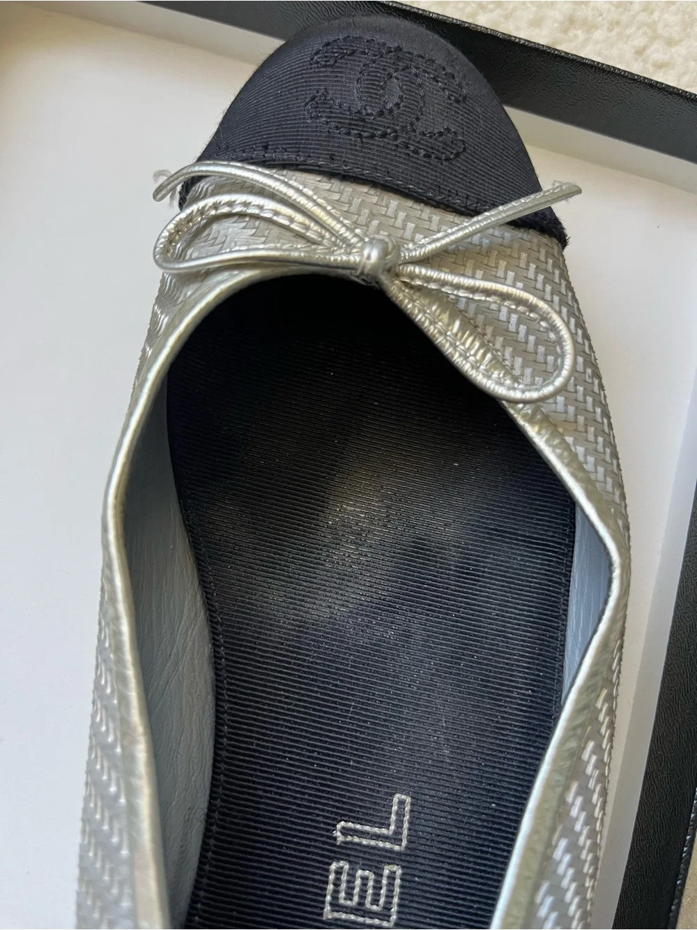CHANEL Classic Metallic Silver Tweed Ballet Flats Cap Toe CC Bow 37 With Box